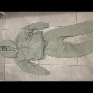 Aritzia light green sweat suit set